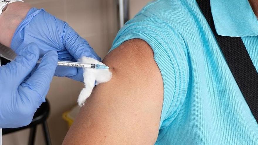 Momento de una vacunación. | JCCM - ARCHIVO