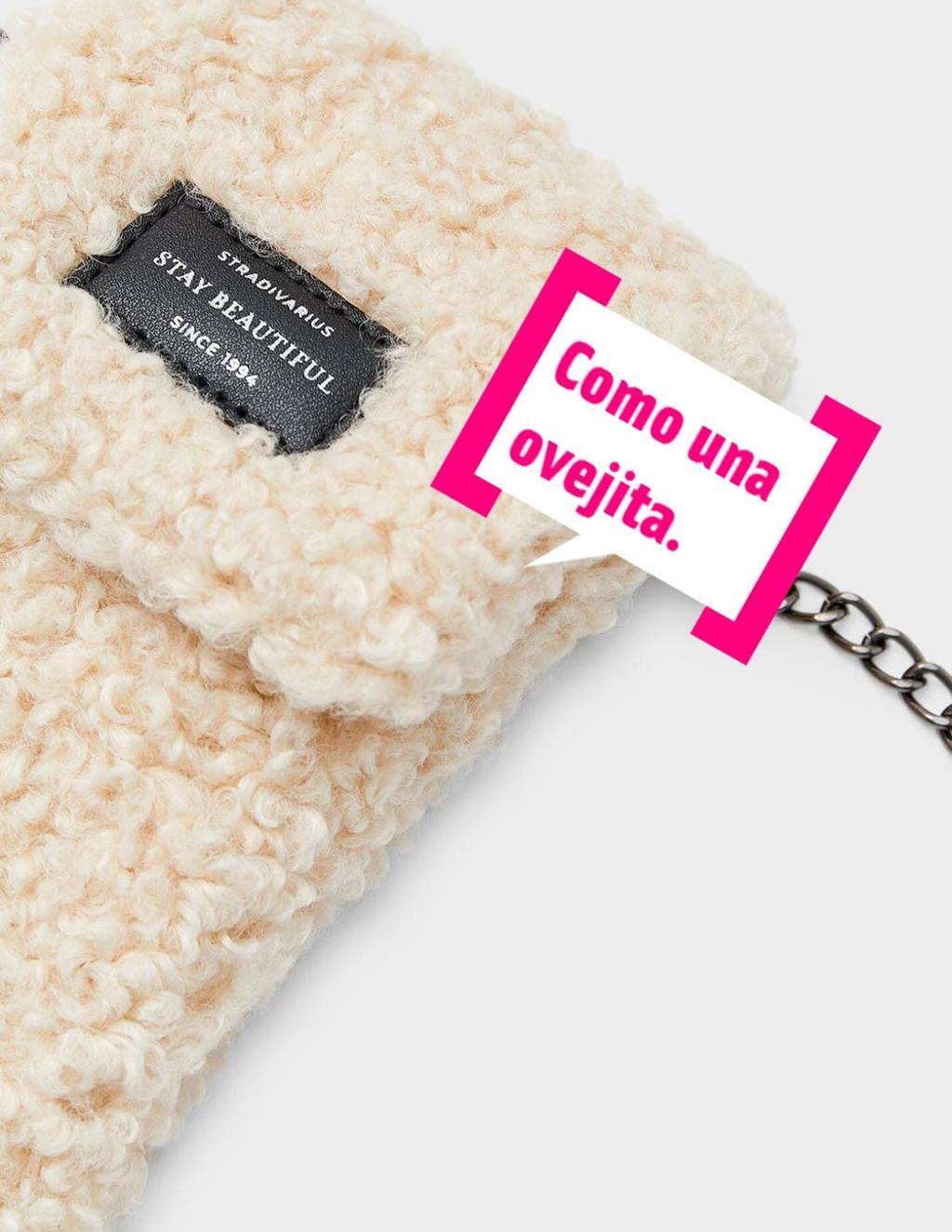 Bolso borreguito de Stradivarius