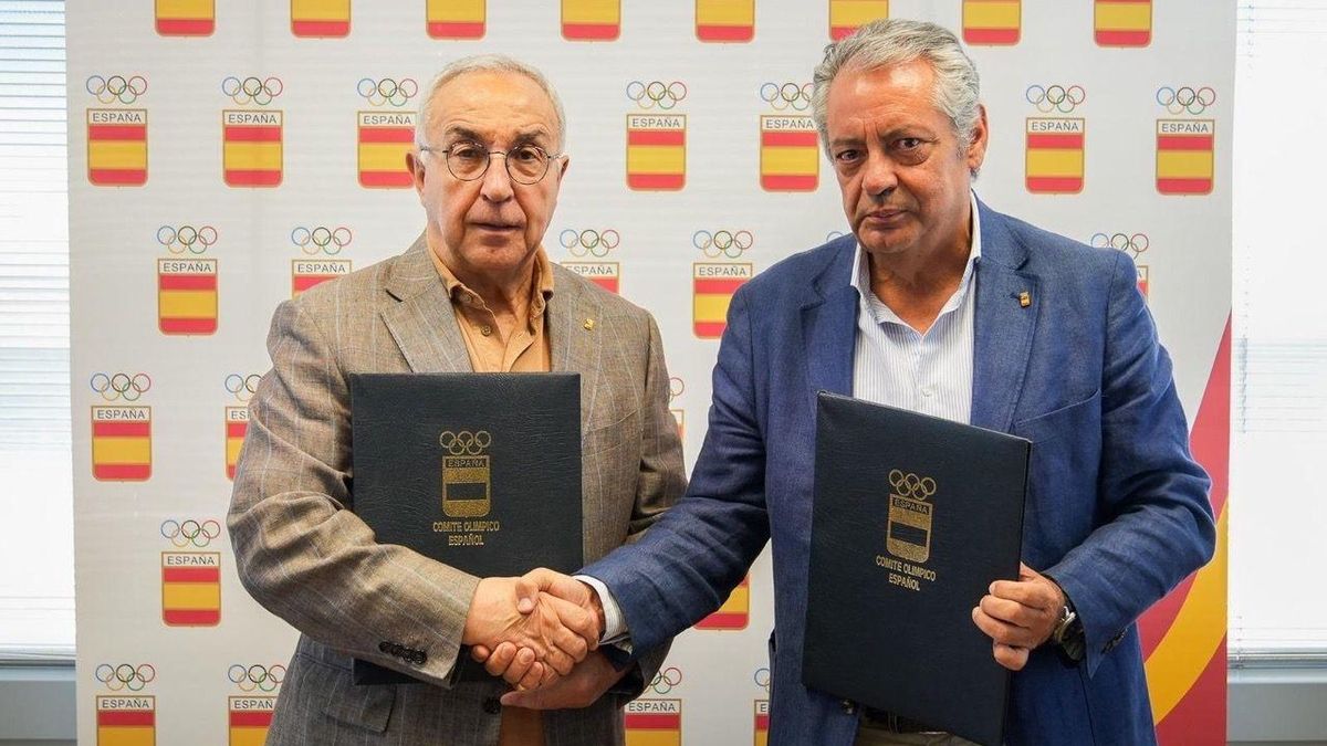 El presidente del COE, Alejandro Blanco, y el presidente del Consejo Regulador, Javier Alcalá de la Moneda, han sido los encargados de rubricar el acuerdo.