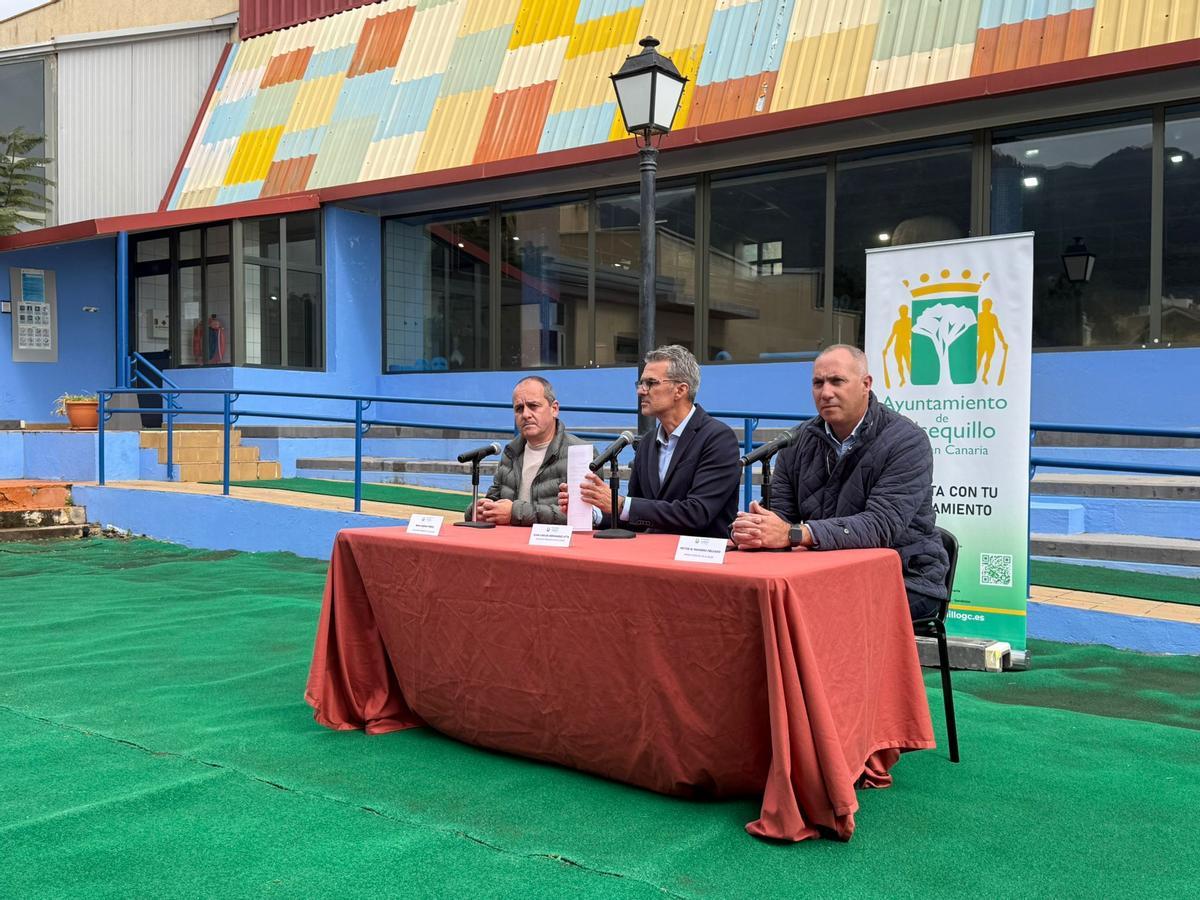 De izquierda a derecha, Ibán Medina, Juan Carlos Hernández y Víctor Navarro.