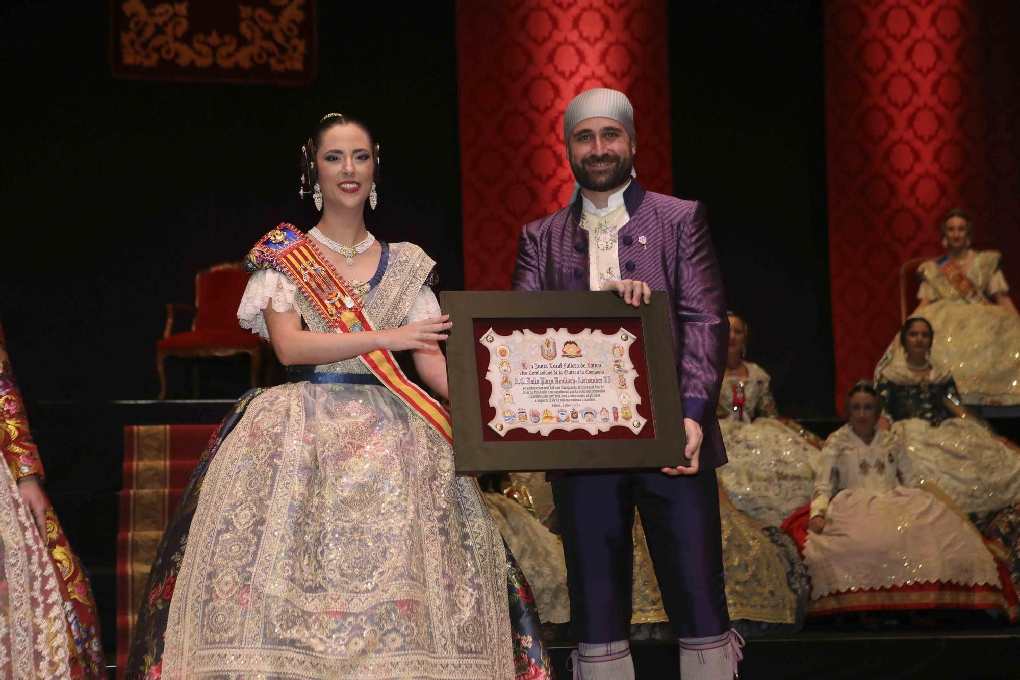 Así fueron las presentaciones de las falleras mayores de Xàtiva