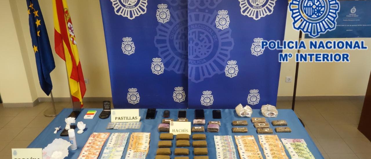 Una macrooperación policial desmonta nueve puntos de venta de droga en Gijón, con 15 detenidos