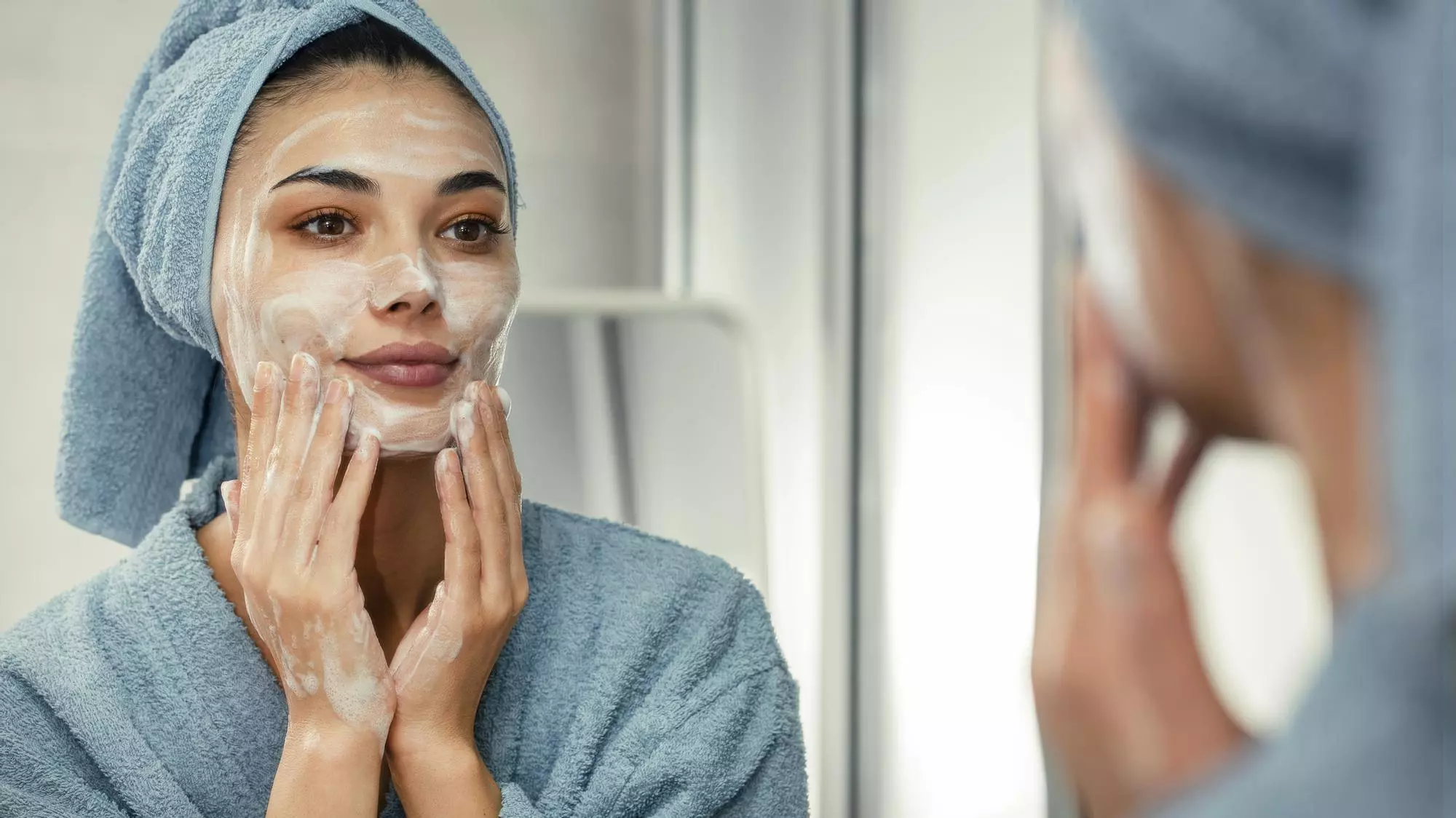 ¡Adiós, maquillaje rebelde! El bálsamo mágico de Perricone que derrite hasta el look más intenso 8 Moncloa ¿Cómo se aplica?