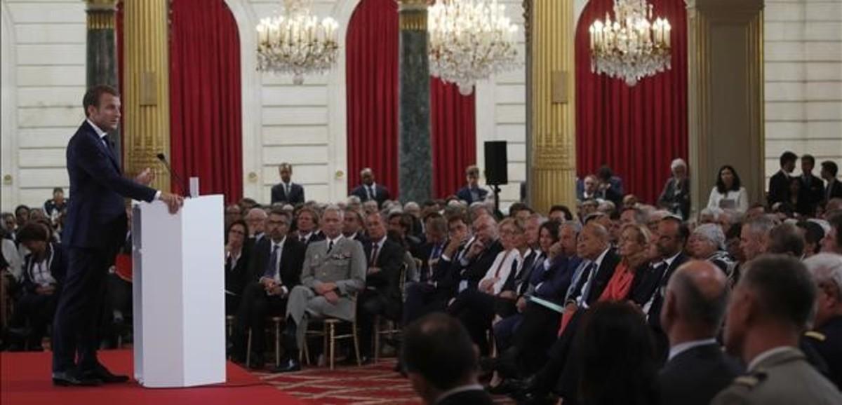 zentauroepp44795242 french president emmanuel macron delivers a speech during th180827185026