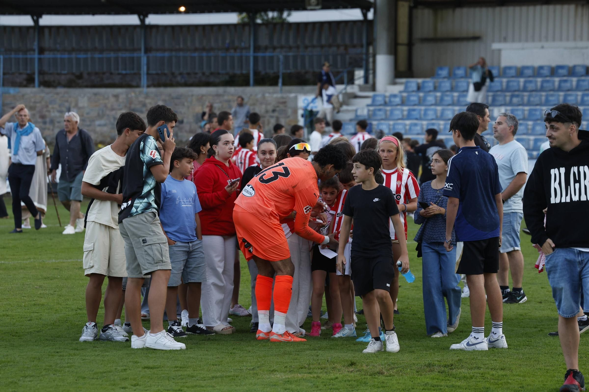 EN IMÁGENES: así fue el choque entre el Sporting y el Marino de Luanco