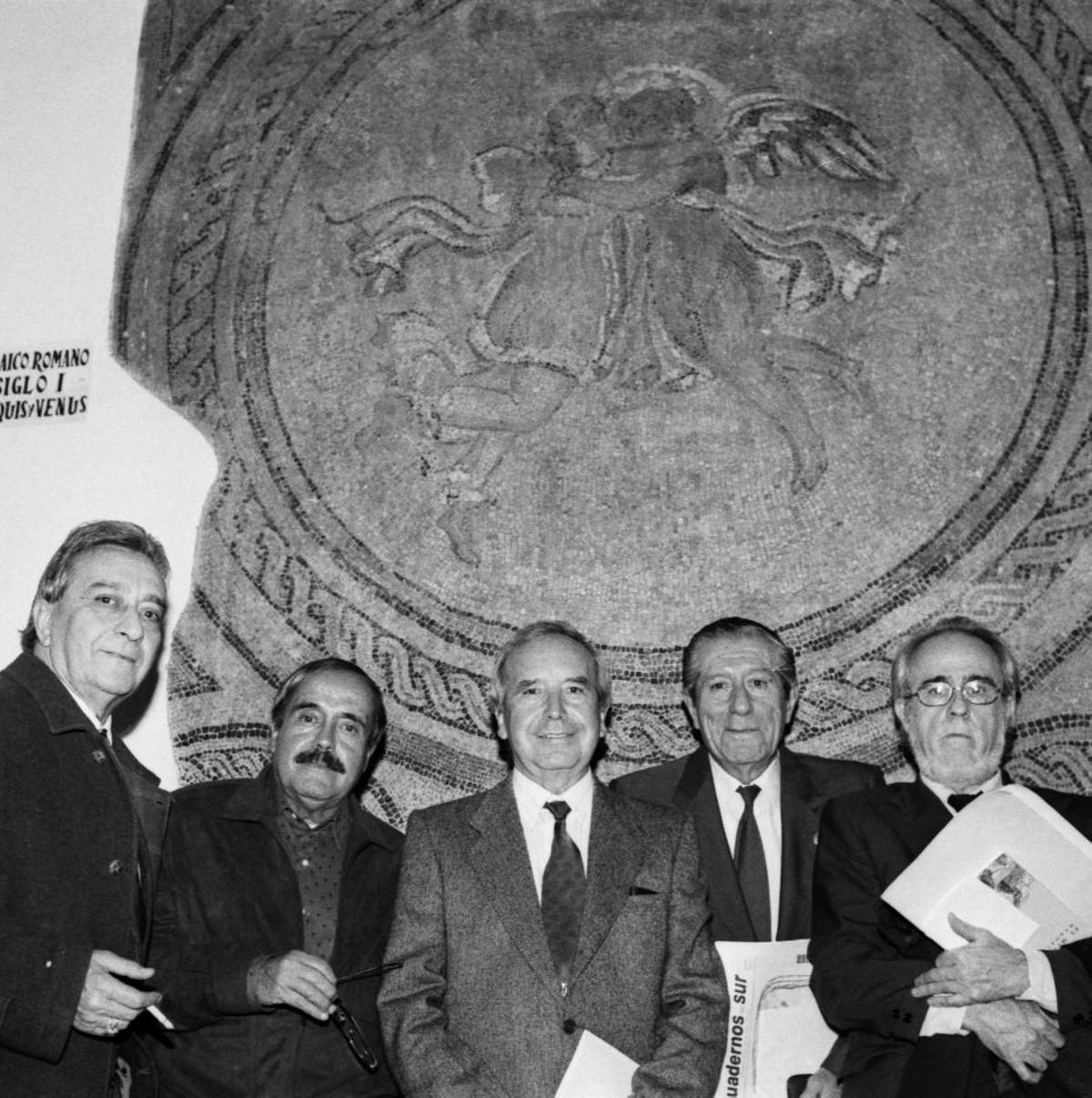 Algunos de los miembros del Grupo Cántico.