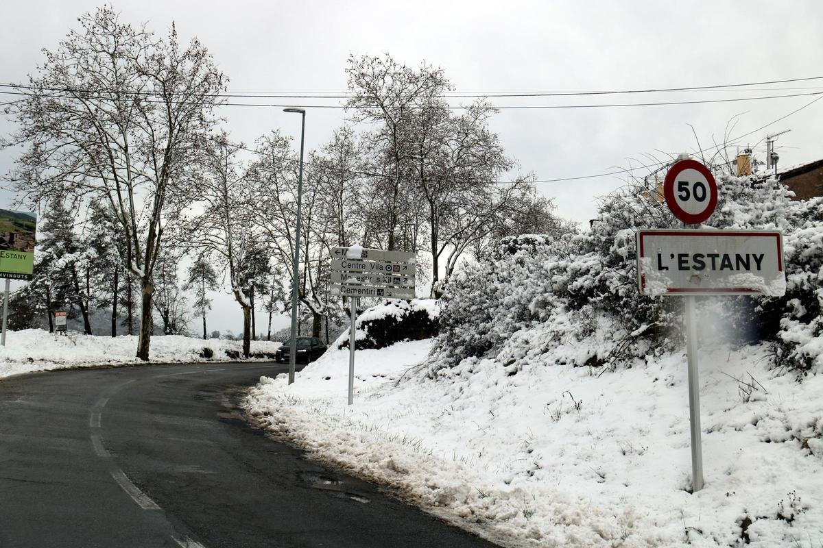 Cataluña, cubierta de blanco por la nieve