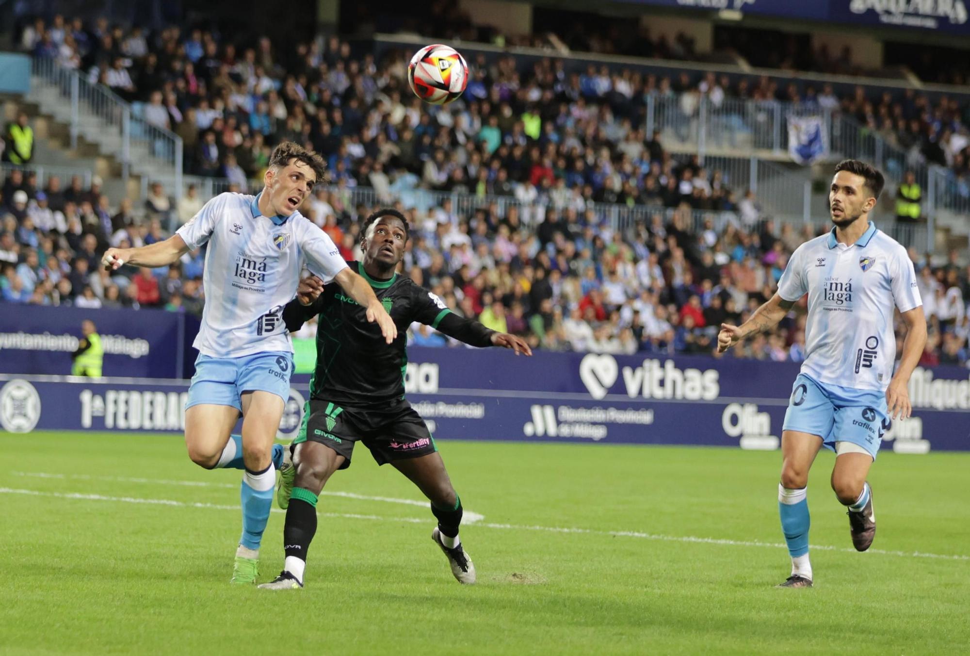 Málaga CF - Córdoba CF | Las imágenes del partido en La Rosaleda