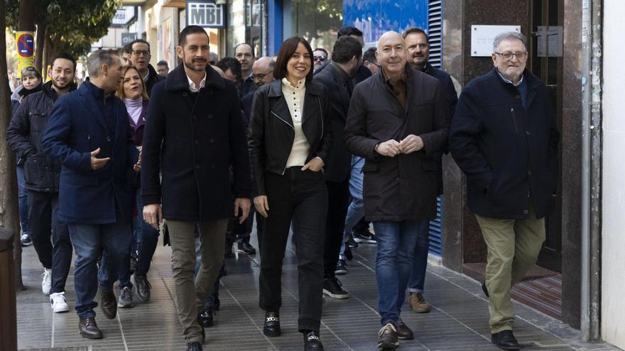 Morant, Bielsa y Soler llegan juntos al acto de los socialistas de Torrent por Sant Blai acompañados por el alcalde Jesús Ros. | M. A. MONTESINOS