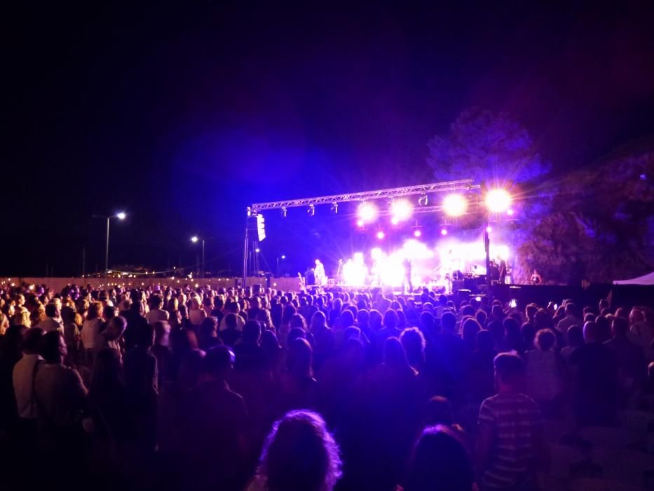 SAU30 actua a la platja de la Gola de Llançà