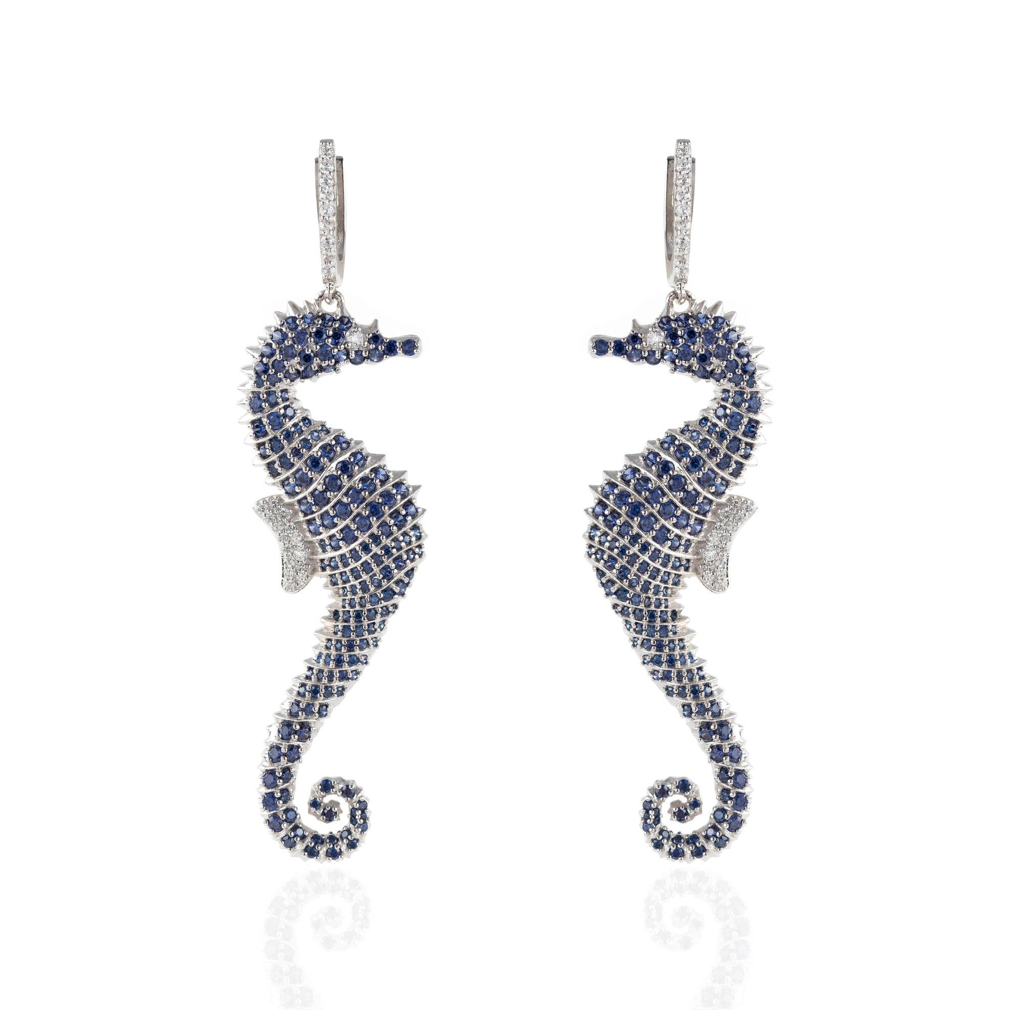 Pendientes con forma de caballito de mar de Agatha Paris