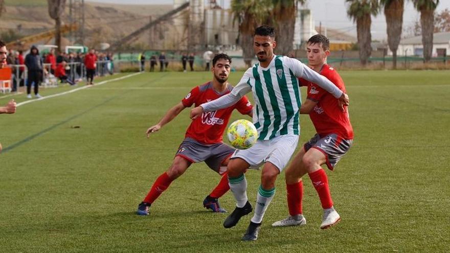 El Pozoblanco hunde con goles al Córdoba B