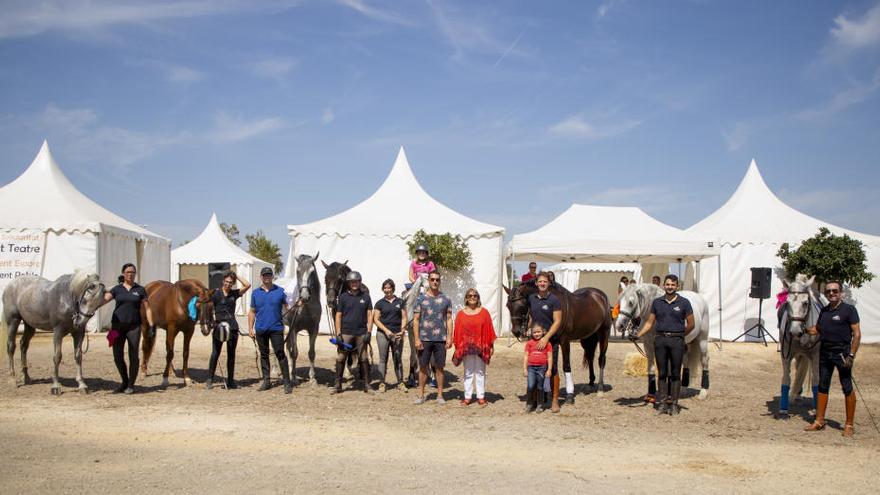 Velocidad y destreza con el caballo en Picassent