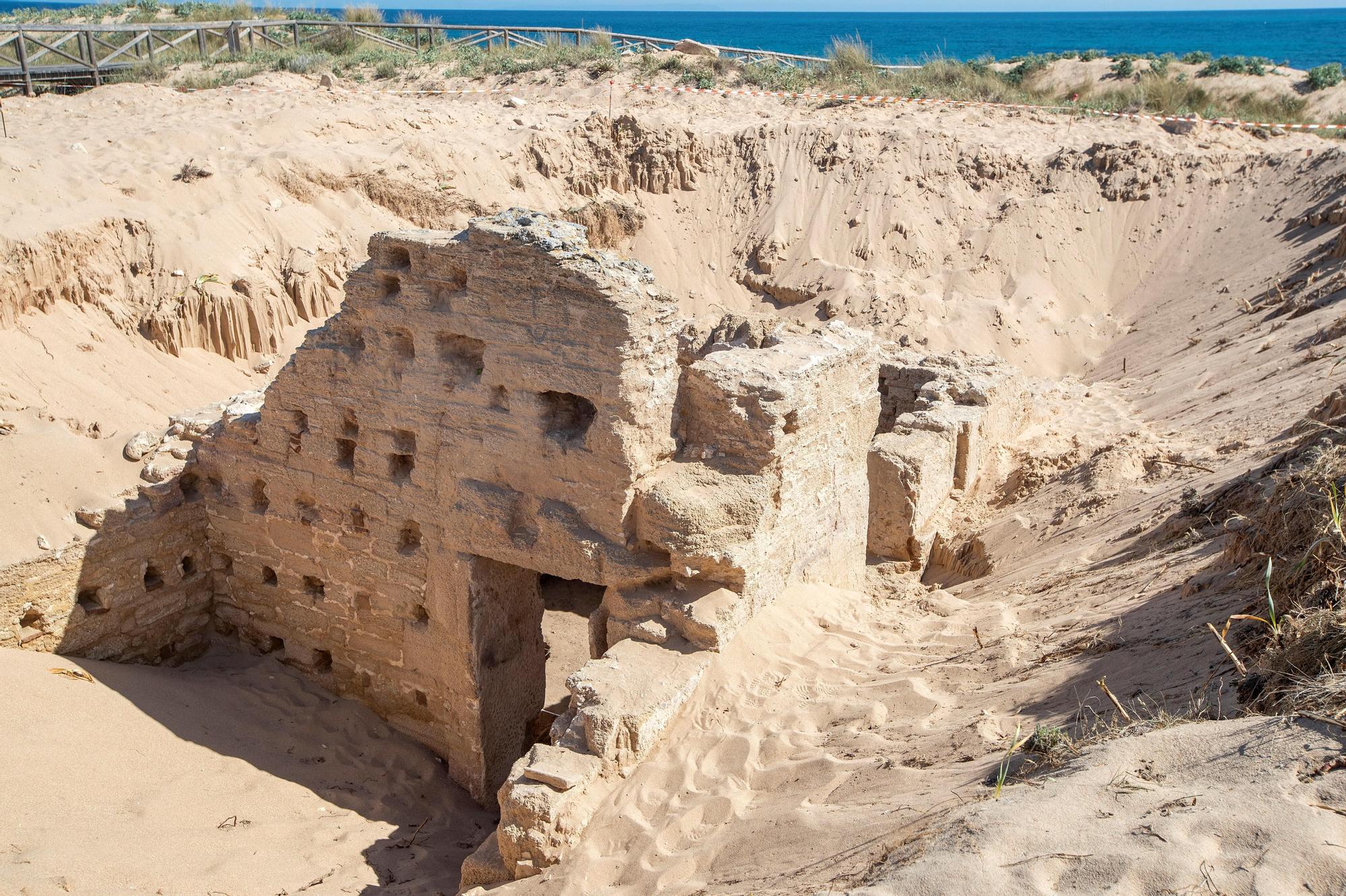 Hallan en la costa de Cádiz unas termas romanas excepcionalmente conservadas