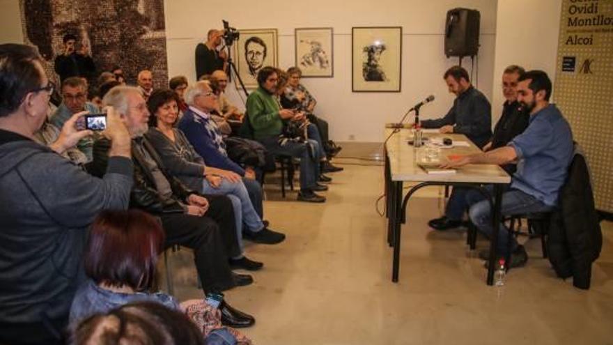 Presentación en Alcoy de un libro sobre Antoni Miró