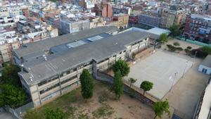 Vista aérea del Institut Escola El Molí, antiguamente el Colegio Nacional Cardenal Cisneros.