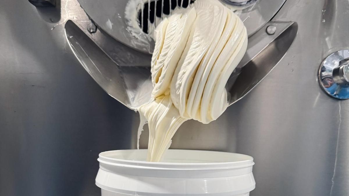 Helado de Vino Branco Lexítimo de Paderne de Bico de Xeado