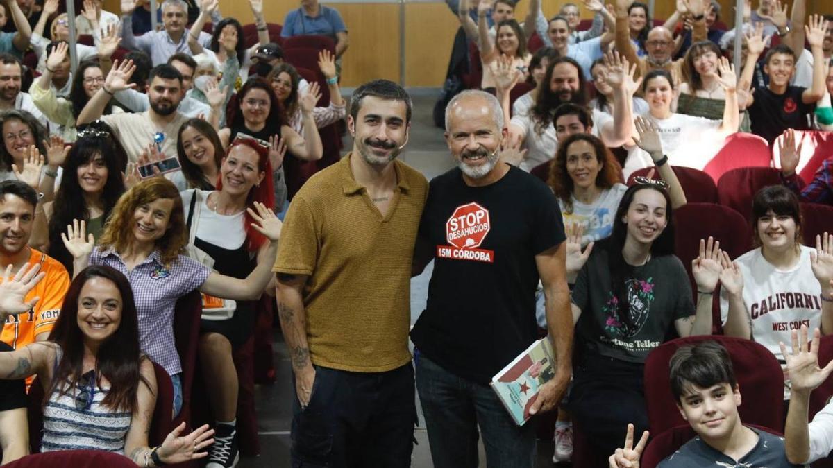 Rayden y Blázquez, este domingo en la Feria del Libro de Córdoba.