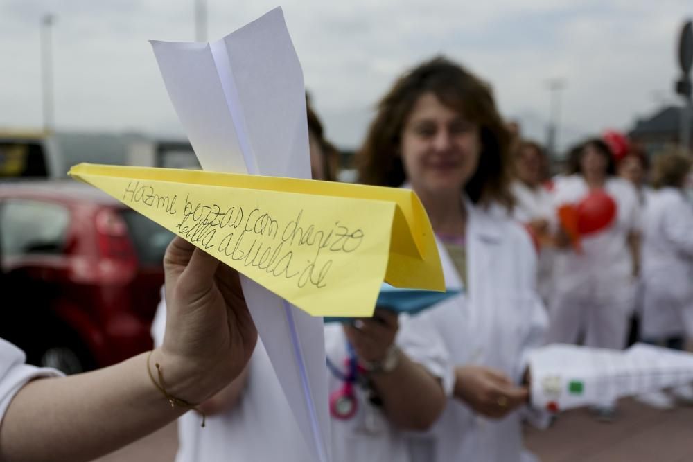 Celebración del día del niño hospitalizado en el HUCA