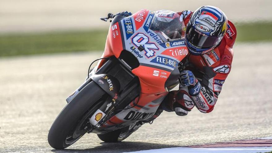 Dovizioso marca el mejor tiempo.