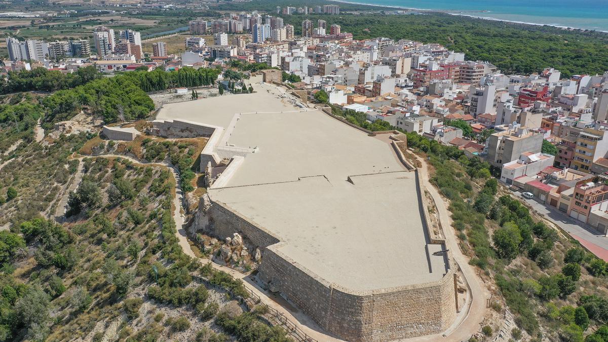 Imagen del Castillo de Guardamar del Segura, donde se han realizado las excavaciones y objeto en los últimos años de una actuación de rehabilitación e investigación