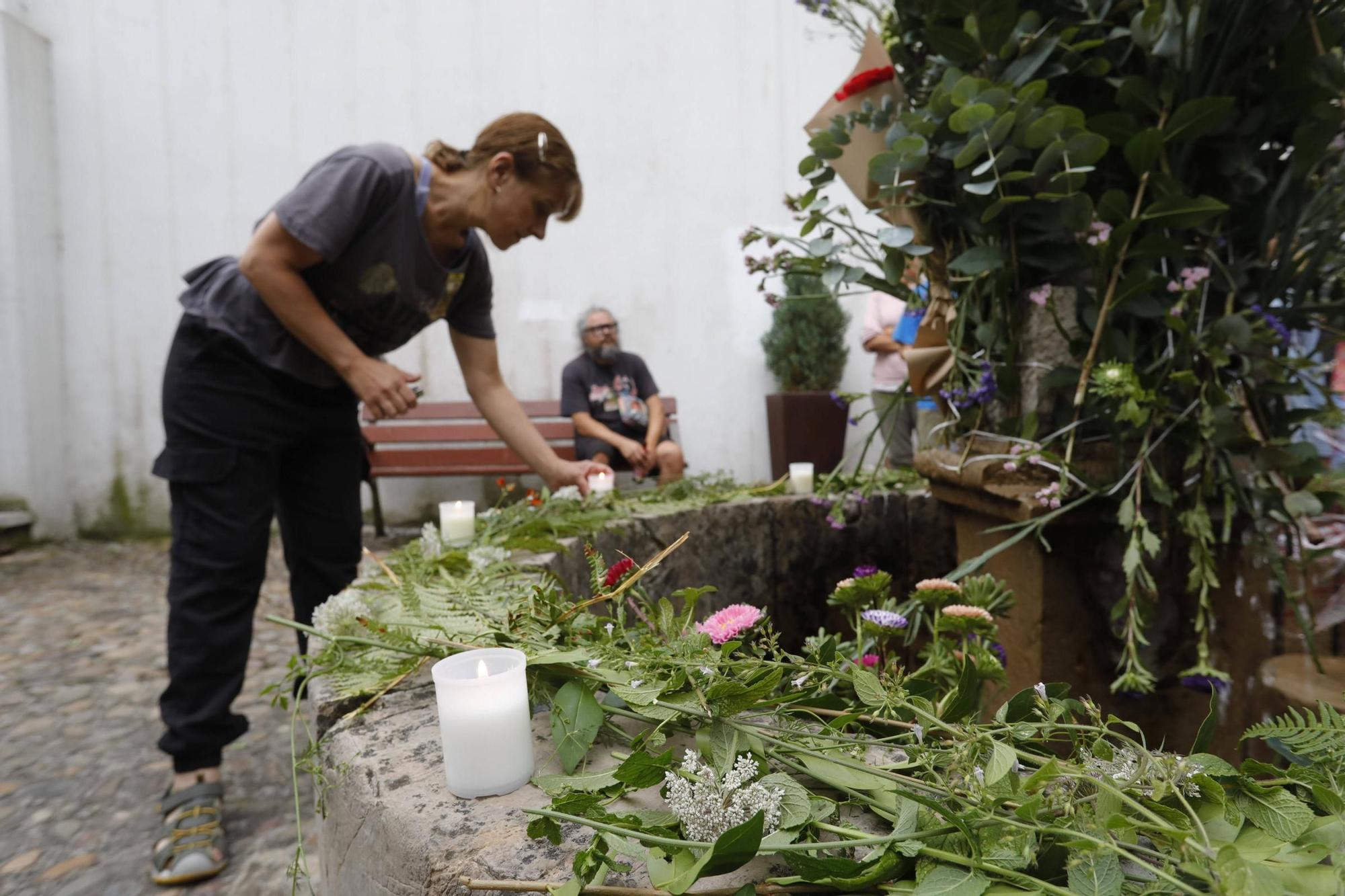Así fue la despedida y el homenaje de amigos y clientes del Cafetón en Avilés a sus dueños, muertos en León