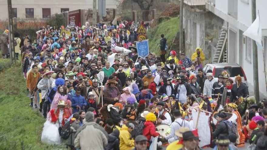 Asistentes al carnaval de O Hío, el año pasado. // Santos Álvarez