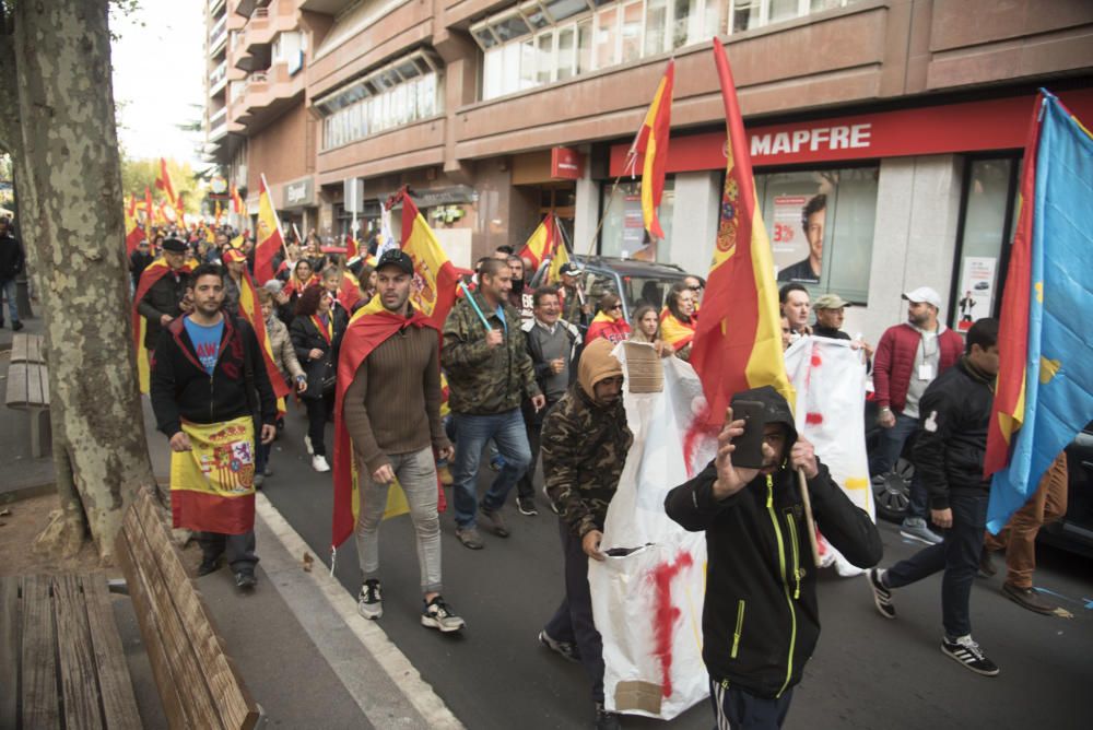 La manifestació per la unitat d''Espanya aplega unes 700 persones a Manresa