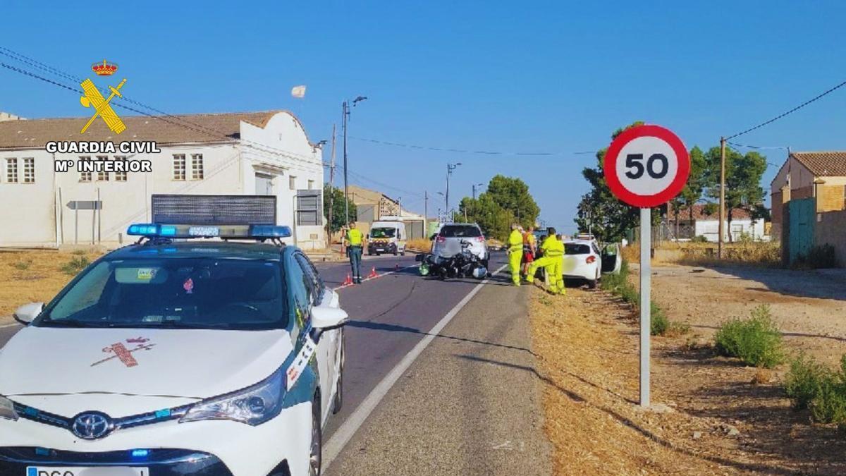 Accidente ocurrido entre una motocicleta y un turismo en Quinto de Ebro