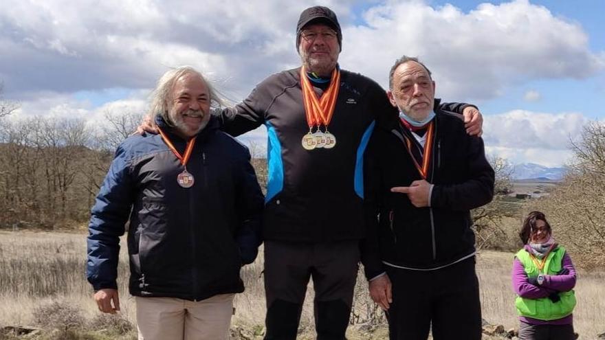 Los Valles de Benavente triunfa en la Liga Autonómica de Recorrido de Bosque 3D