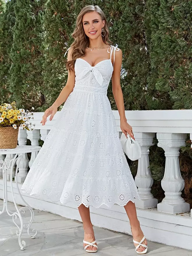 Vestido de tirantes con detalle de nido de abeja y detalle de lazada de Shein