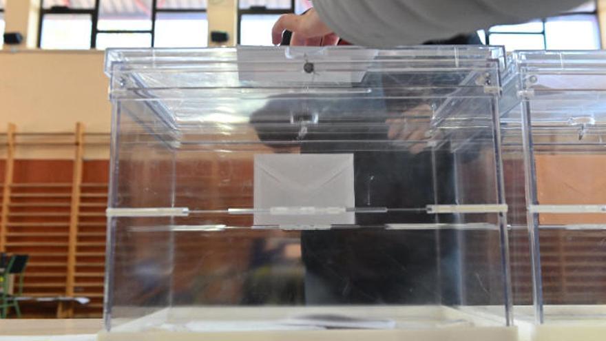 A las 9.10 solo quedaban 7 mesas electorales pendientes de abrir.