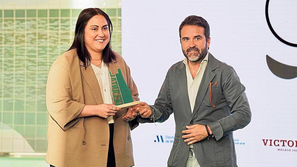 Claudine Paulson, alma máter del restaurante Clómada, junto a Jacobo Florido, concejal de RRHH y Calidad, Turismo del Ayuntamiento de Málaga.
