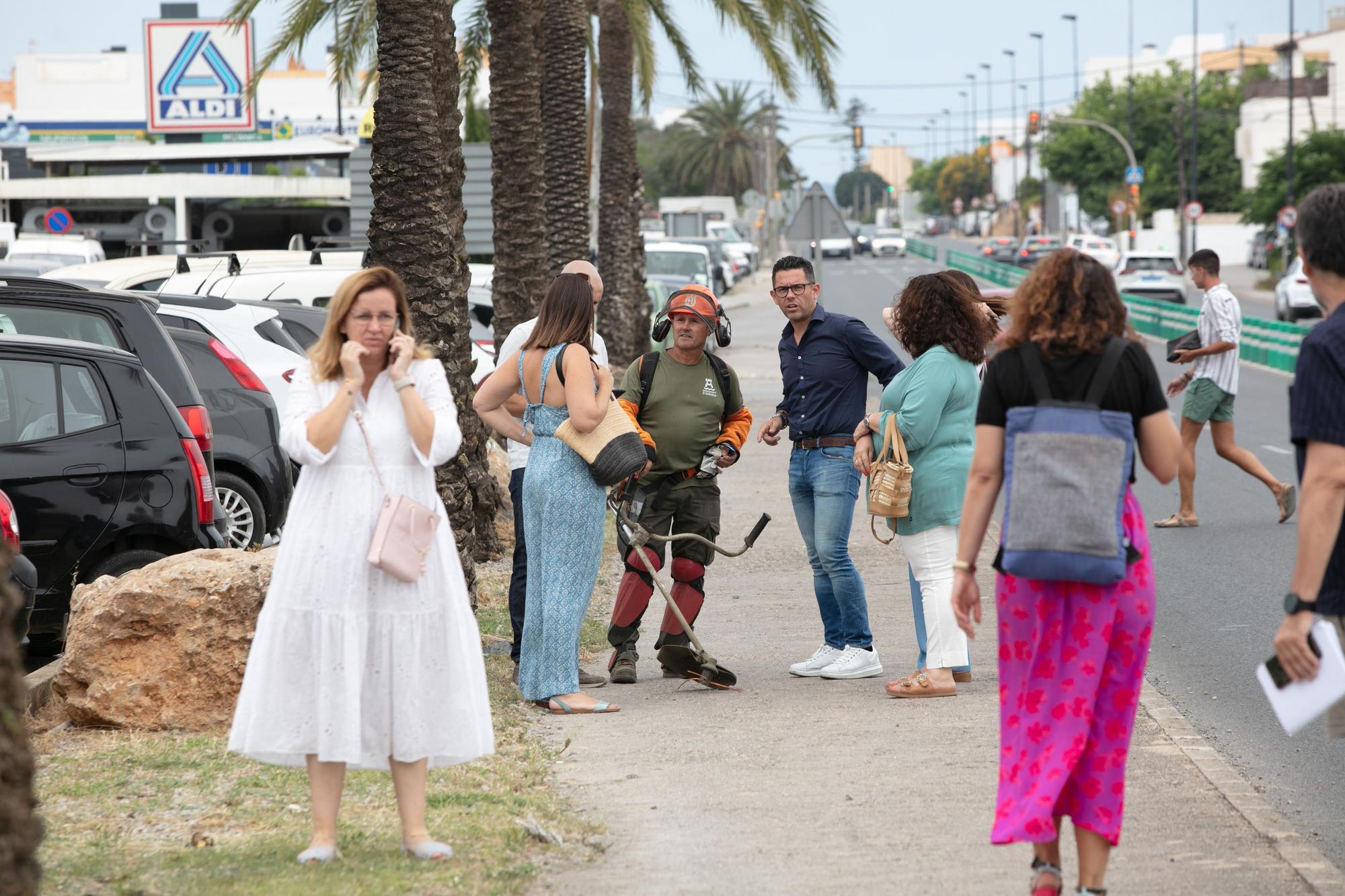 Galería de imágenes de la visita de Rafa Triguero a los barrios de Vila en su primer día como alcalde