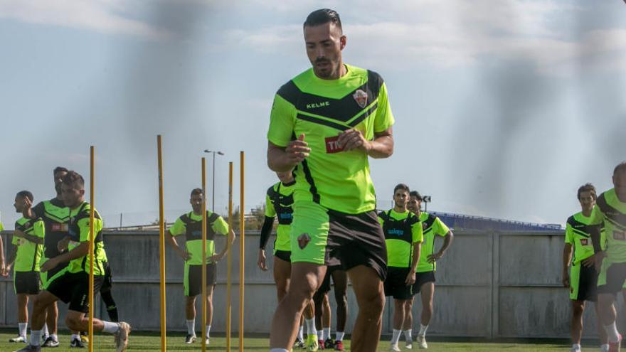 Xavi Torres, durante un entrenamiento en el anexo