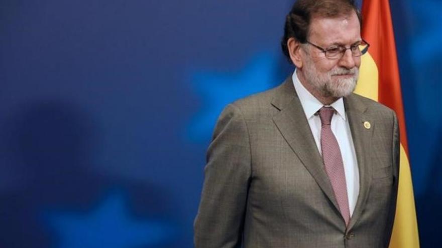 Rajoy se disculpa con León por atribuir al Reino Unido el origen del parlamentarismo