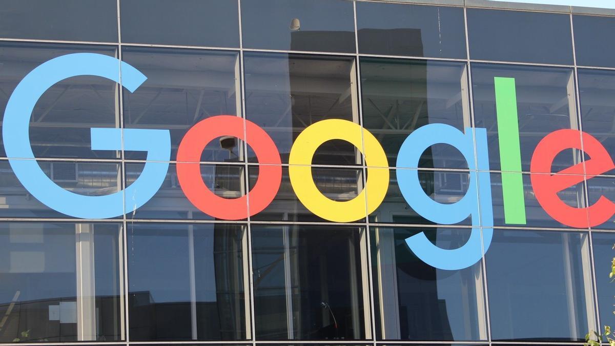 Logo de Google en la sede central de Mountain View, en California (EEUU).