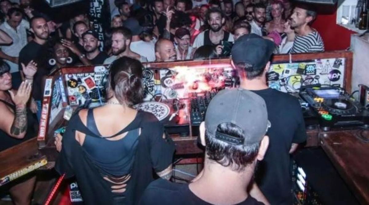 Fieste en el Underground