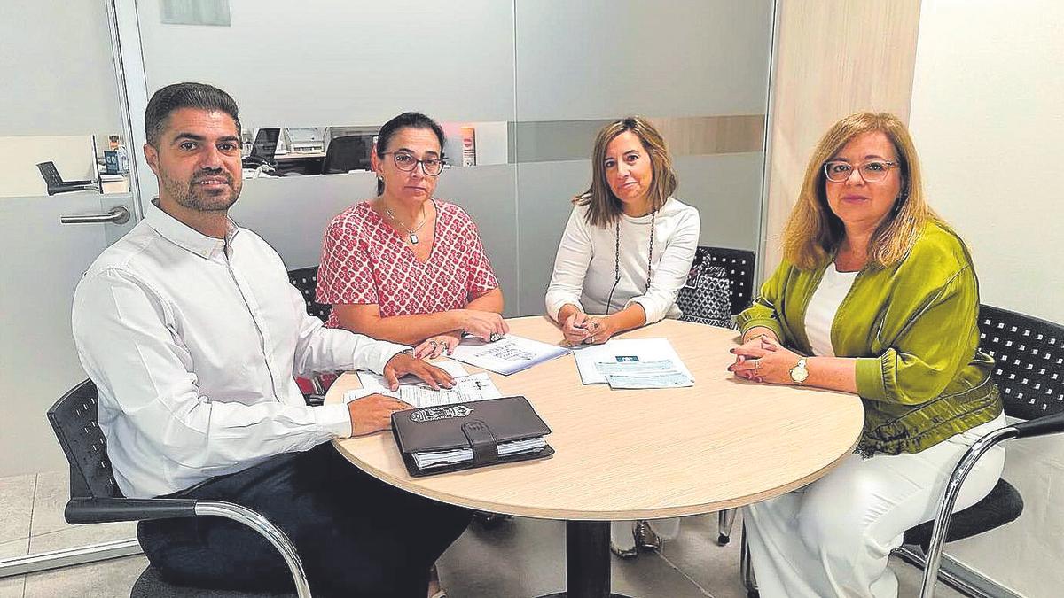 Firma del préstamo con Cajamar