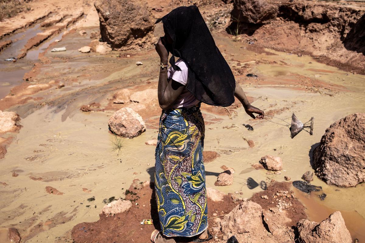 La minería artesanal de oro en Senegal. Karakaene y Bantakokouta son sitios de extracción de oro en el sureste de Senegal