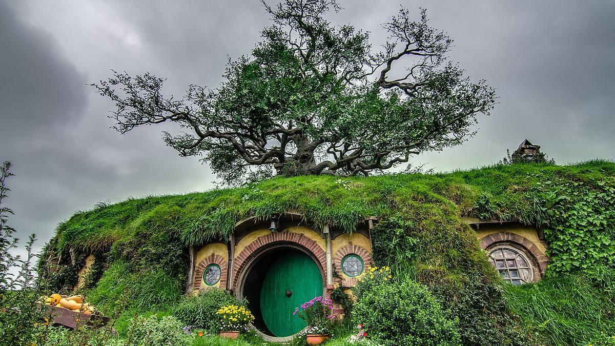 Imagen de una casa hobbit, de Hobbiton, lugar ficticio ideado por el escritor J. R. R. Tolkien, que aparece en sus novelas 'El hobbit' y 'El Señor de los Anillos'.