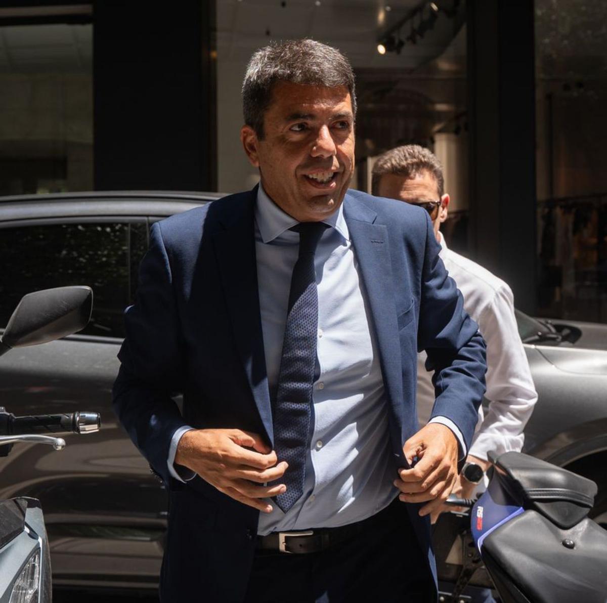 Mazón resisteix en una cita sense la dana