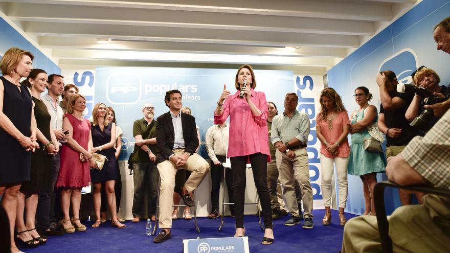 María Dolores de Cospedal hace campaña en Palma