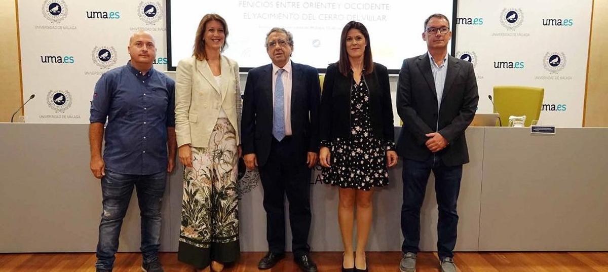 Presentación del seminario de la UMA sobre el Cerro del Villar en la mañana de este martes en el Rectorado.