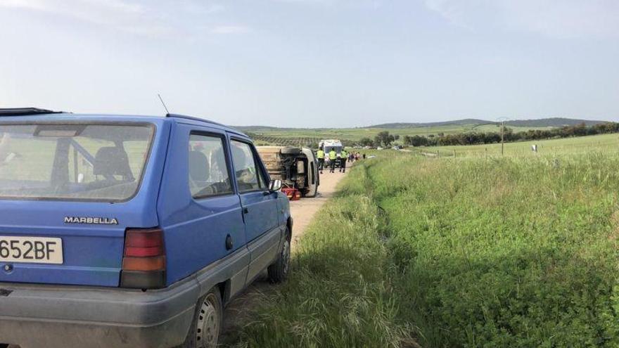 Un menor muerto al volcar un coche que conducía un chico de 15 años en Badajoz