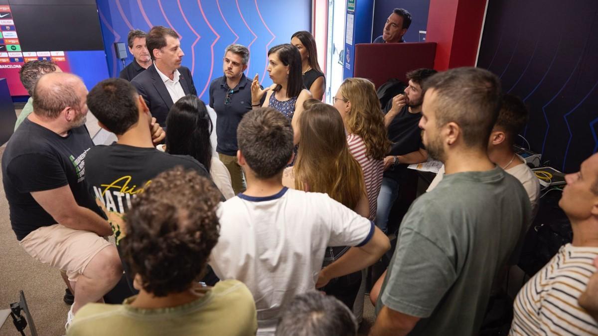 O'Callaghan dialogó con los periodistas tras su comparecencia