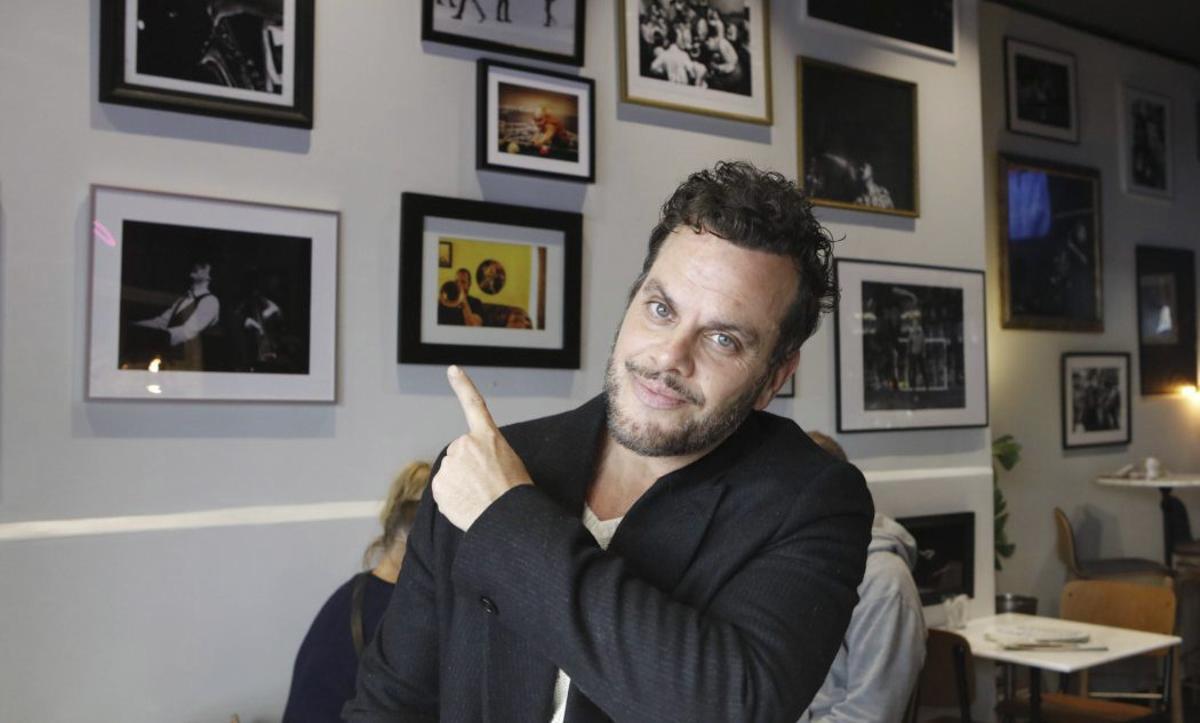 Florencio Cruz, hier in dem Jazz Lounge Café im Carrer San Miguel.  | FOTO: NELE BENDGENS