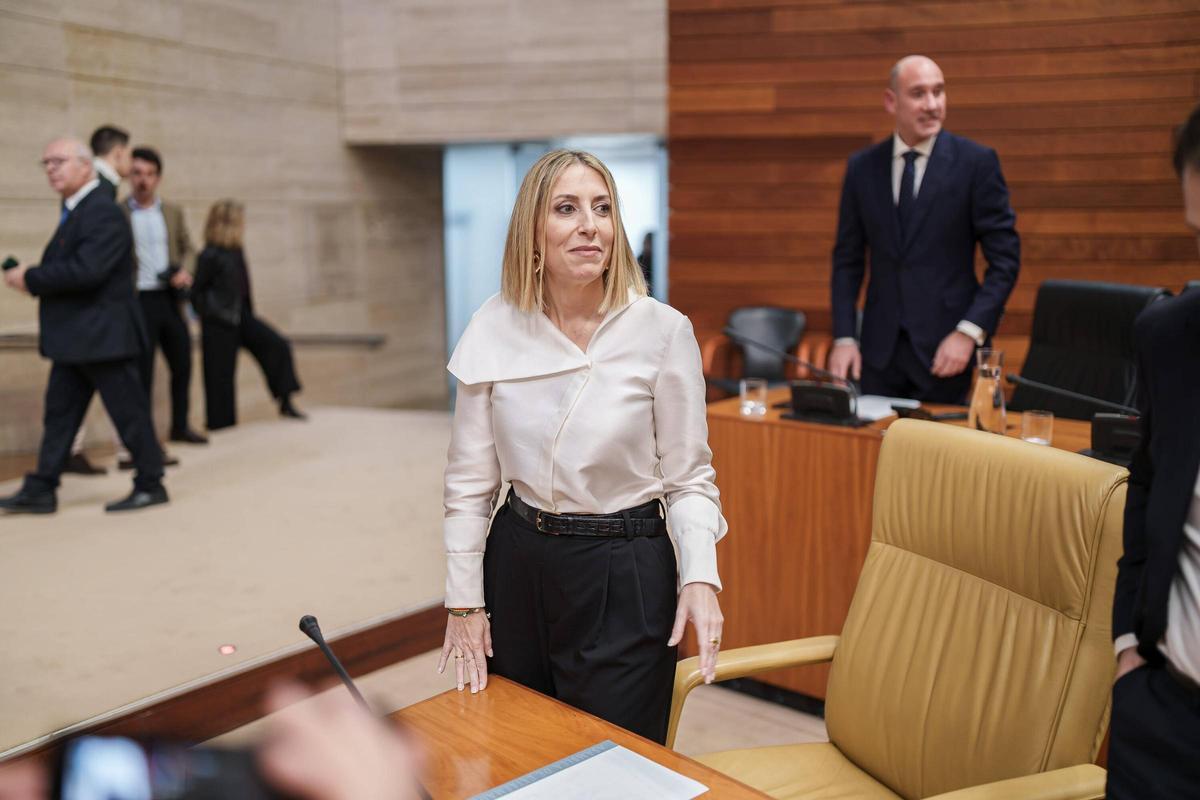 Los entresijos del pacto extremeño: quién ha cedido más en el acuerdo PP-Vox