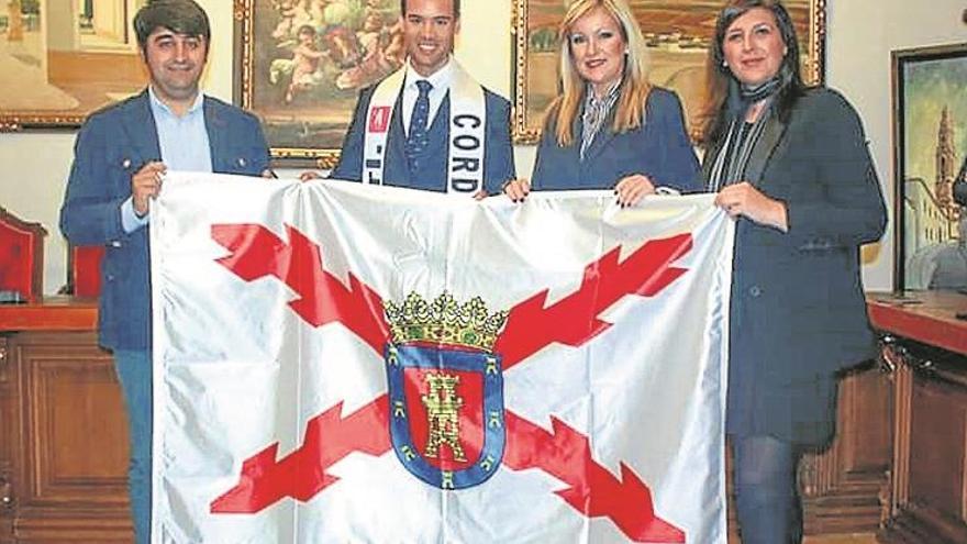 el bujalanceño javier priego guillén recibe un homenaje antes de ir al certamen de mister internacional españa