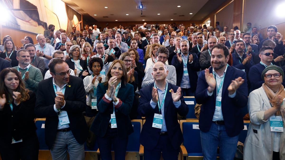 Celebración de la convención municipalista de Junts en Vic